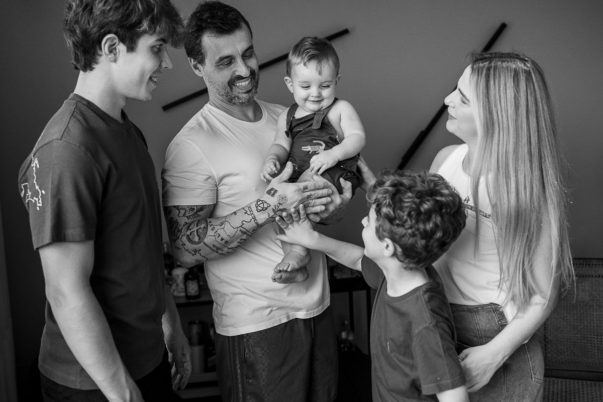 Foto descontraída de família