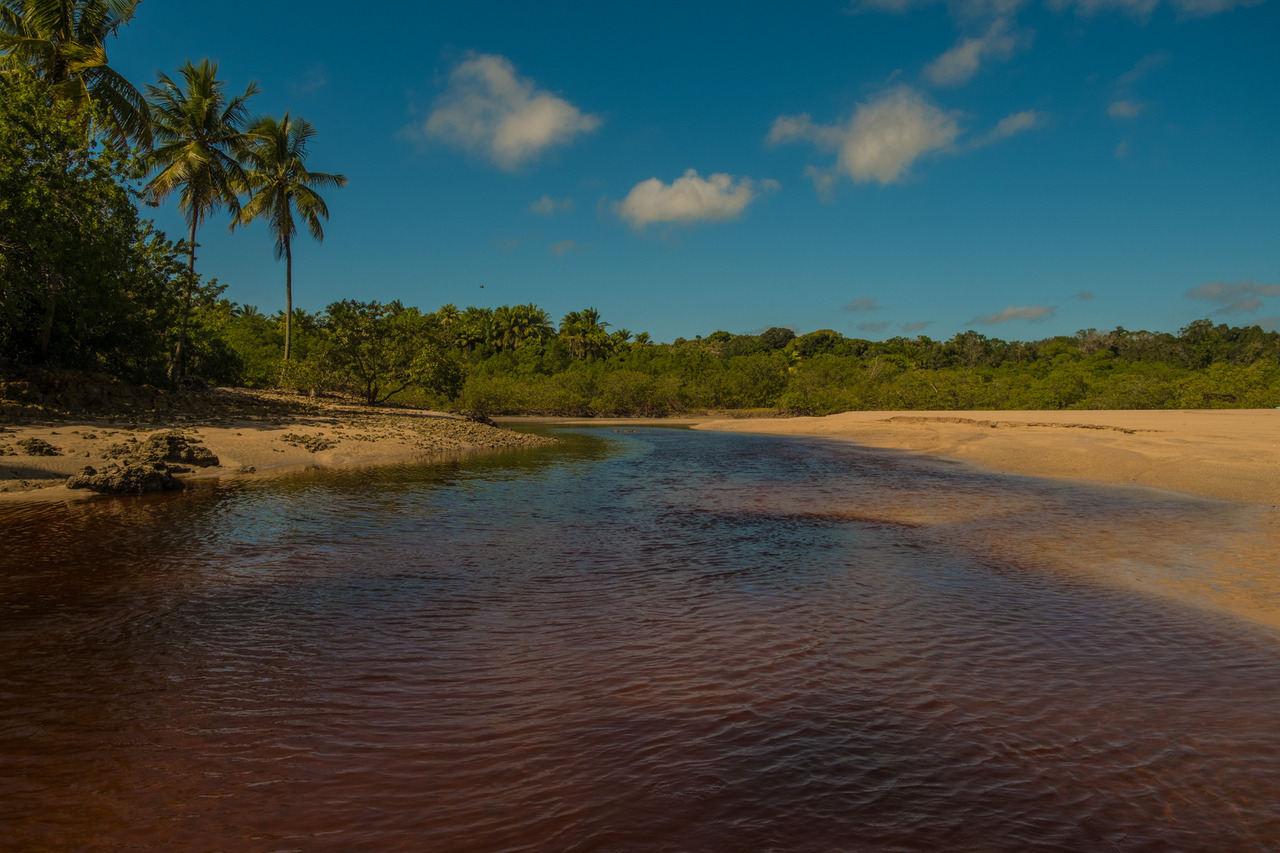 Rio Oritibe entre a praia da cueira e moreré