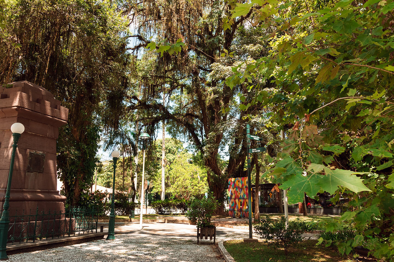 fotógrafo, fotografia Blumenau, locais turísticos, melhores pontos turísticos, Blumenau, ensaio fotos, Praça Hercílio Luz, patrimônio histórico de Blumenau, locais para fotografar Blumenau, Fotografia ao ar livre