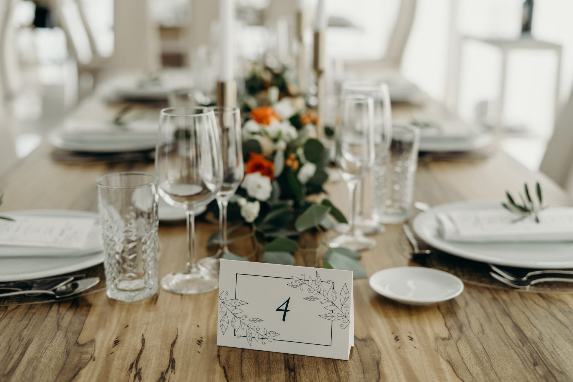 marcador de mesa de casamento personalizado