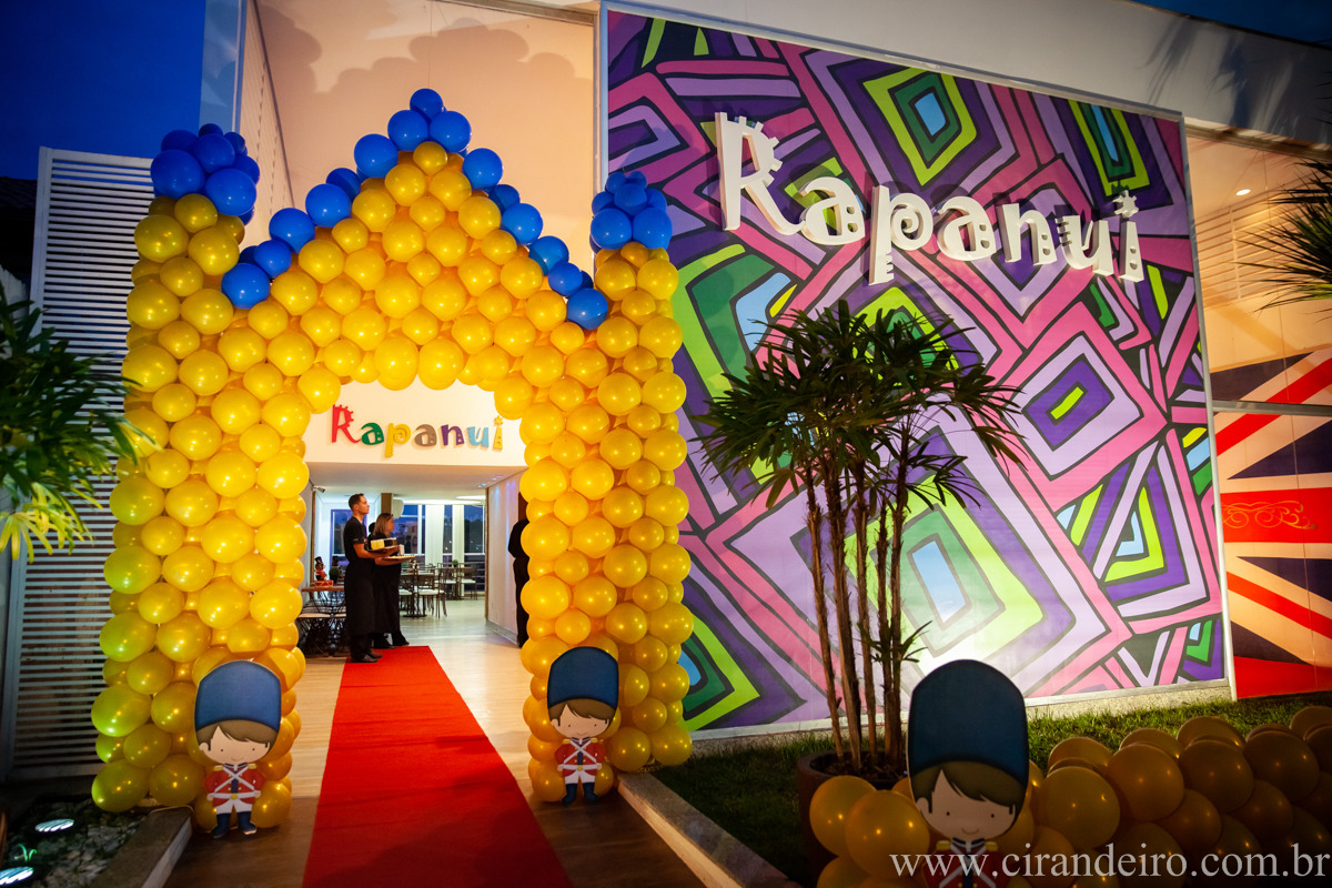 fotografia de evento de aniversario de menino 1 ano no buffet rapanui