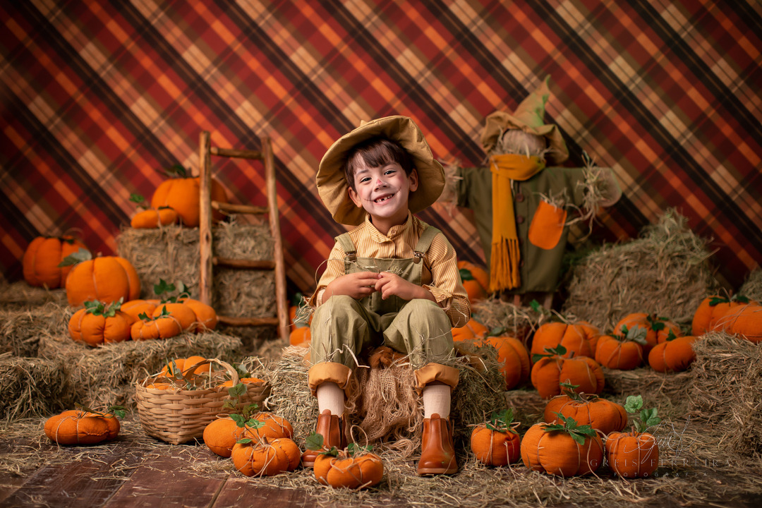 fotografia infantil halloween aboboras espantalho dia das crianças