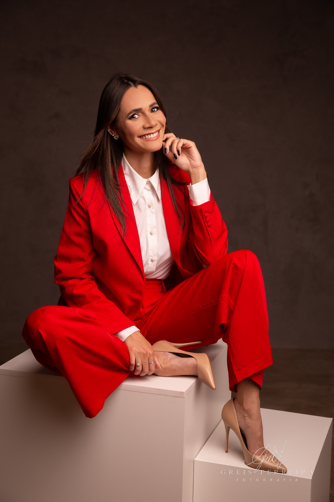 ensaio feminino mulhe terno vermelho