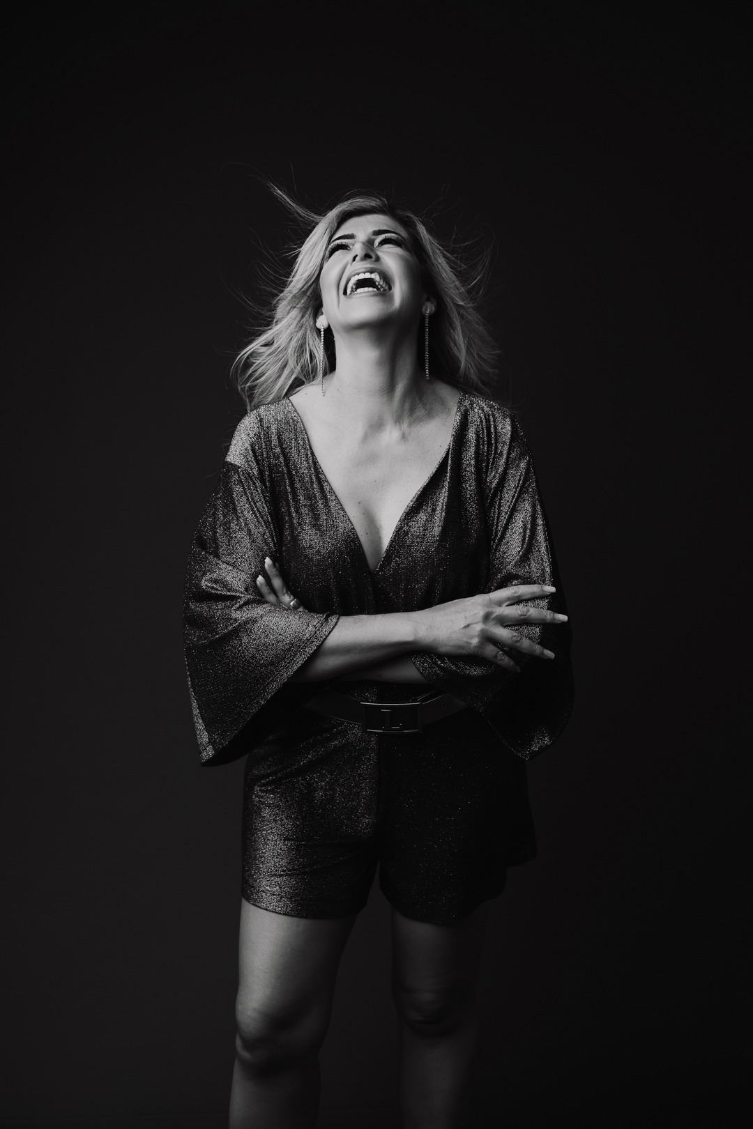 ensaio feminino mulher loira roupa preta aniversario