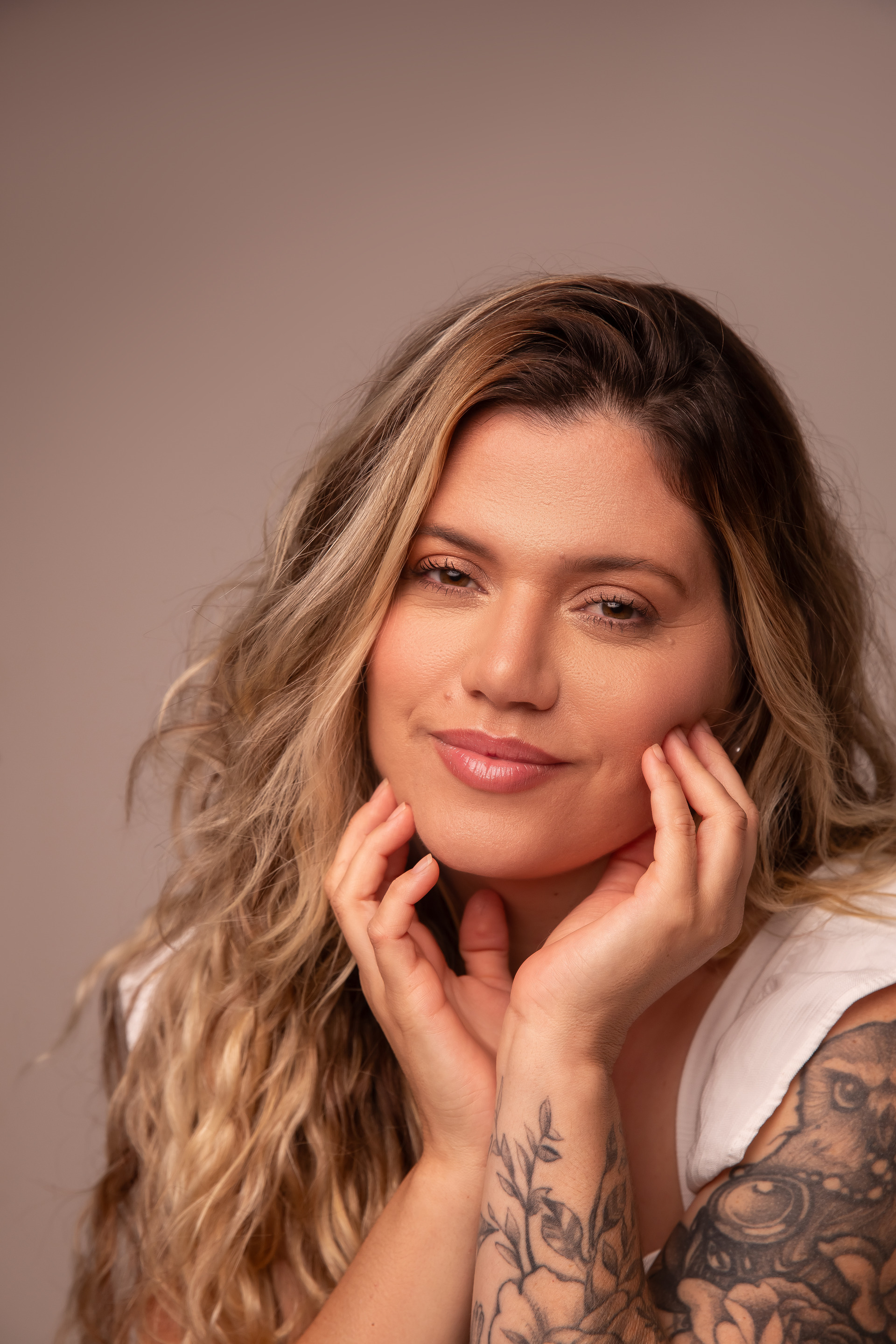 ensaio feminino mulher loira roupa preta