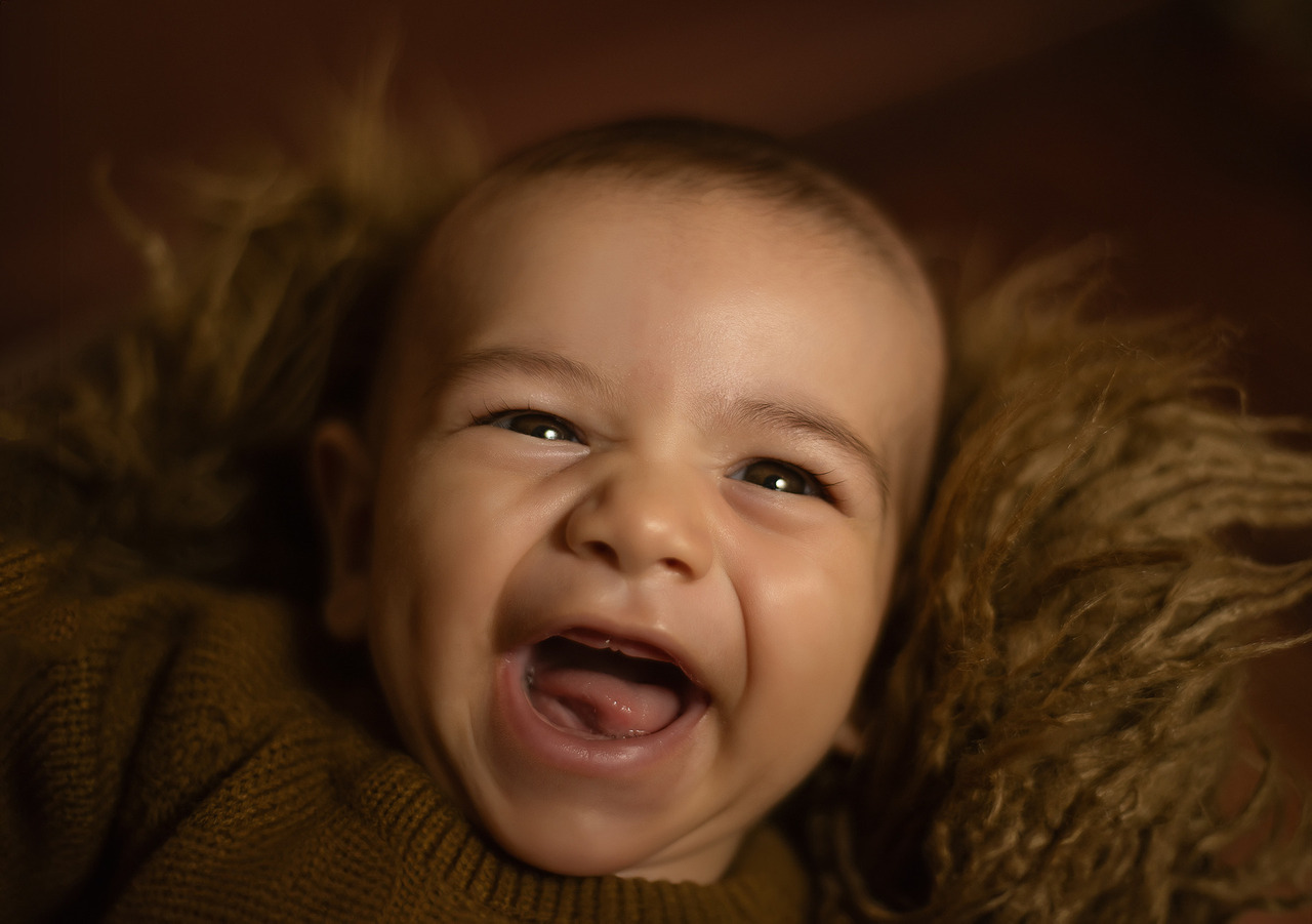 Aline Fontes é mamãe do Evan e do Arthur, fotografa bebês há mais de 10 anos e é experiente em ensaios de recém-nascidos!