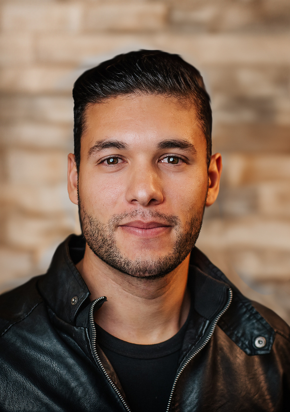 Elson Aguiar, especialista em marketing e áudio visual na empresa Aline Fontes Fotografia, experiência com social midia e impulsionamento através do google meu negócio