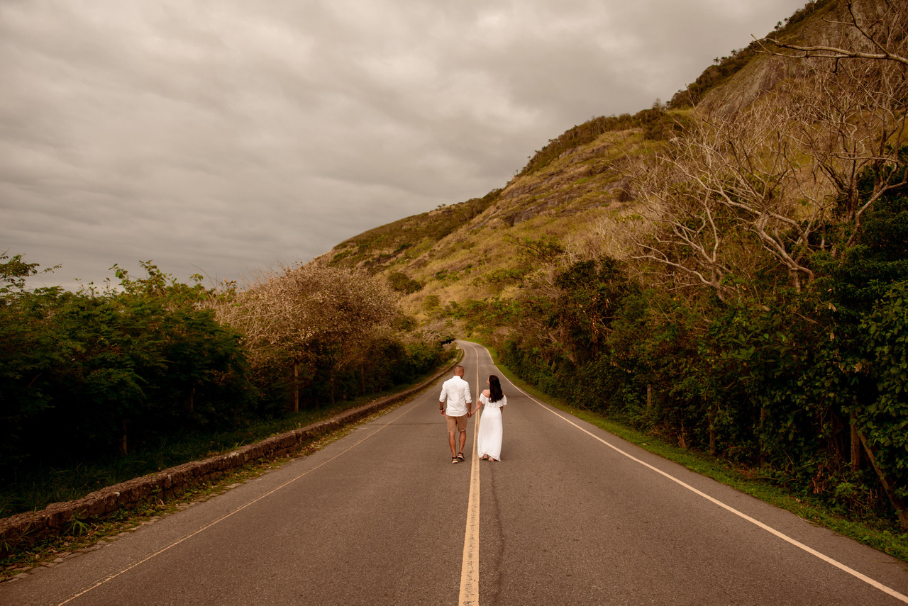 Ensaio pré-wedding praia do secreto grumari rj