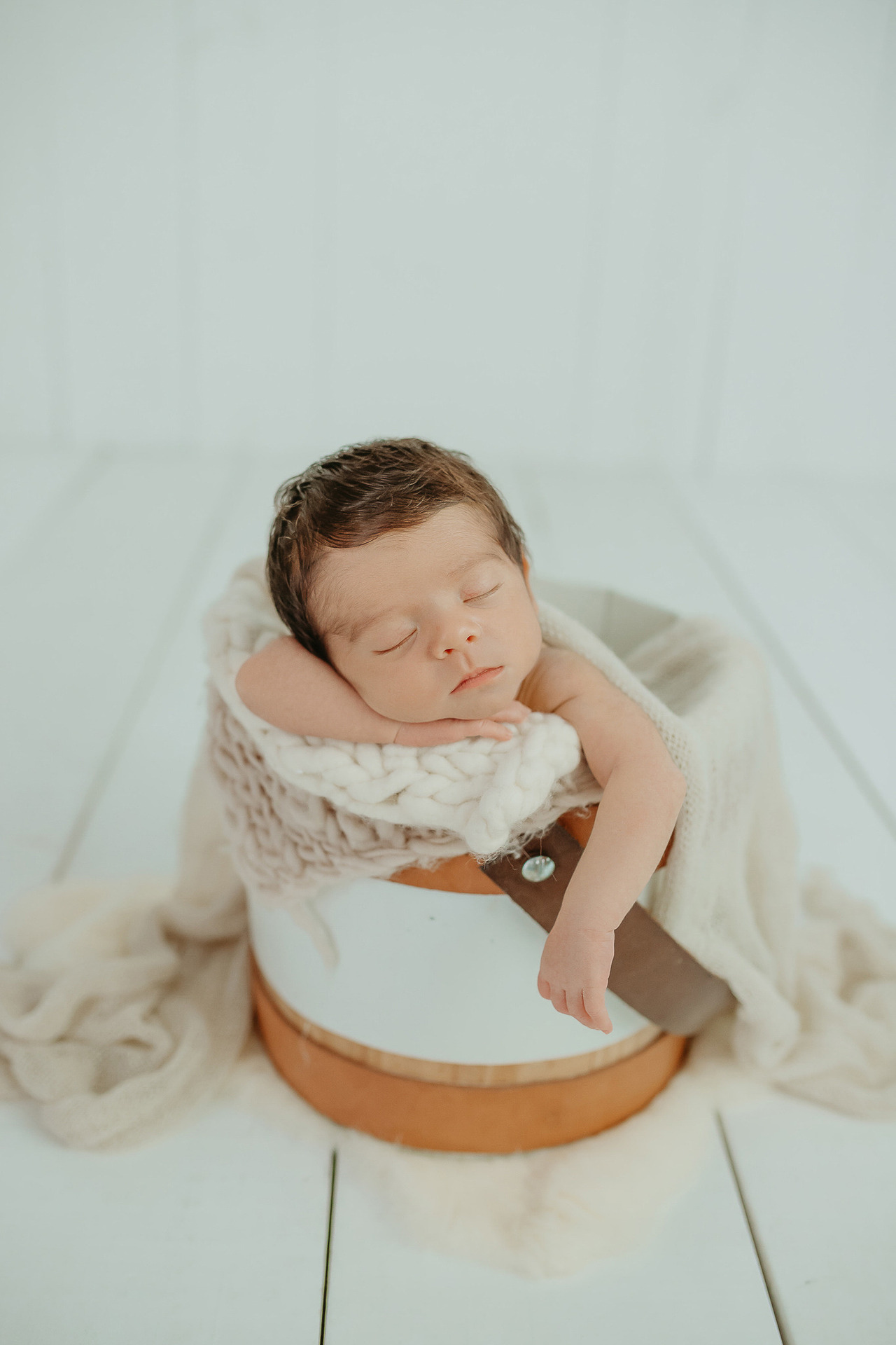 ENSAIO NEWBORN NO ESTÚDIO JUCEMARA HOFFMANN  EM VACARIA RS