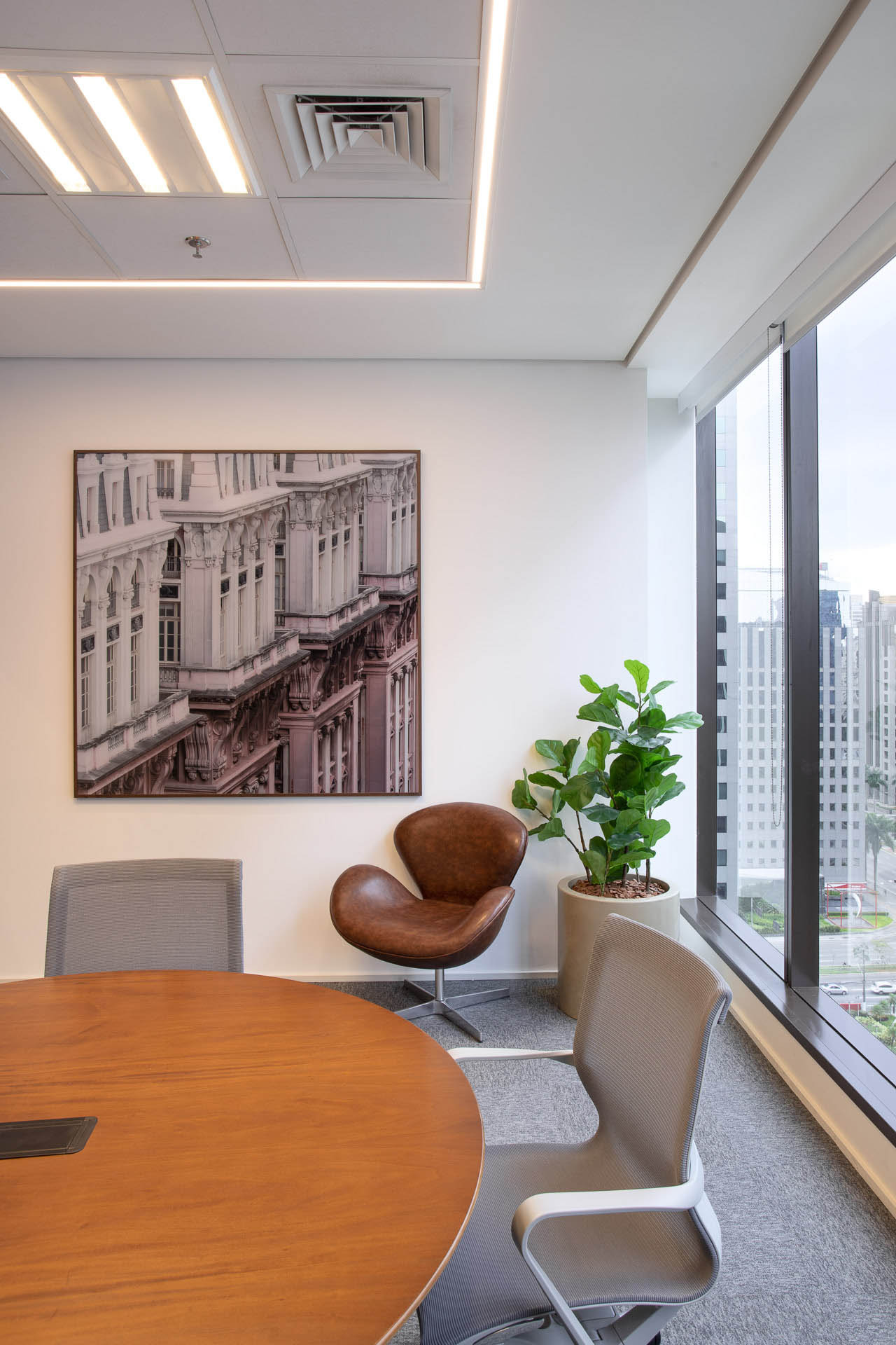quadro moderno para sala de reunião - arquitetura corporativa