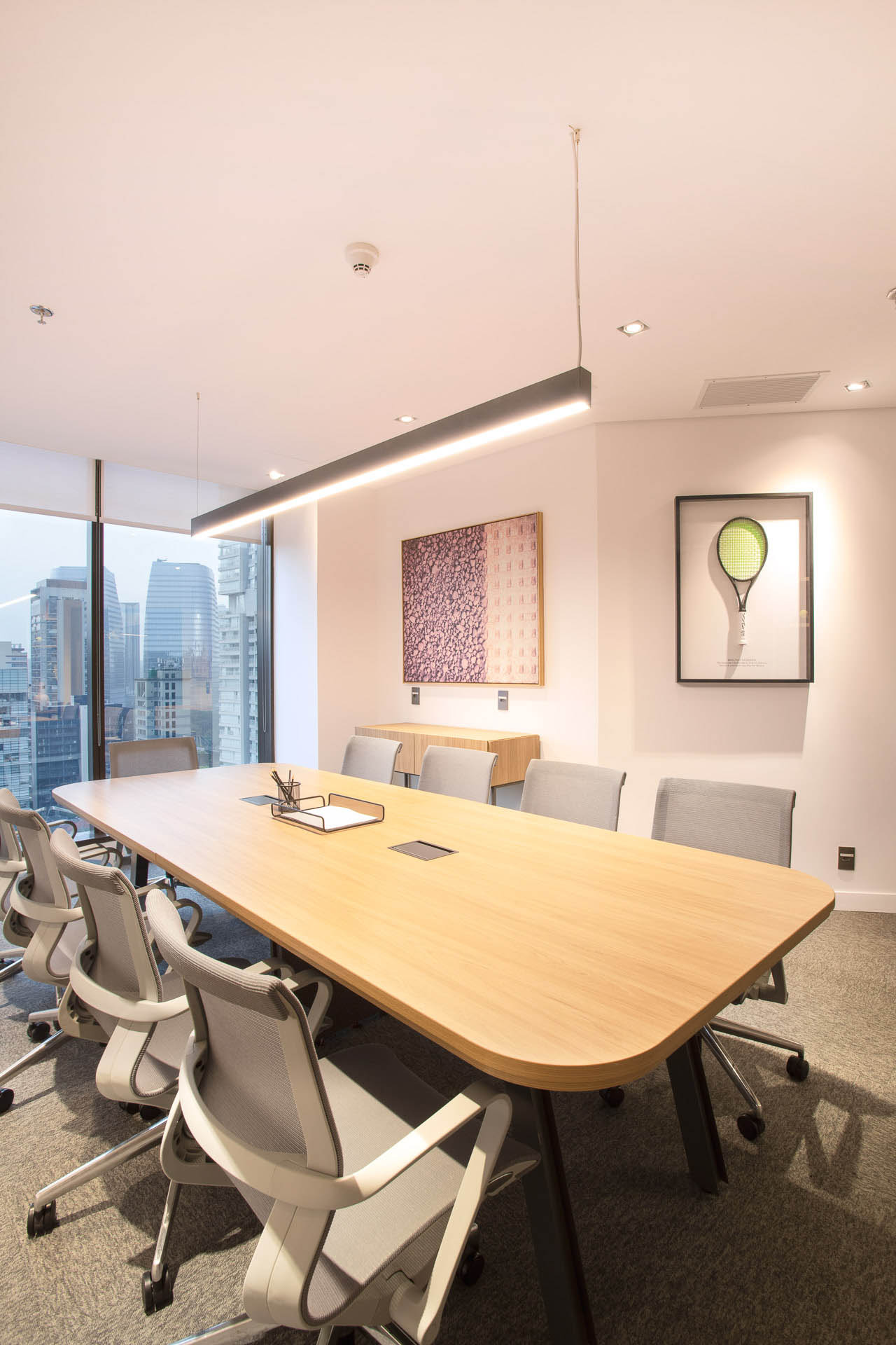 quadro abstrato para sala de reunião tema Tênis - arquitetura corporativa