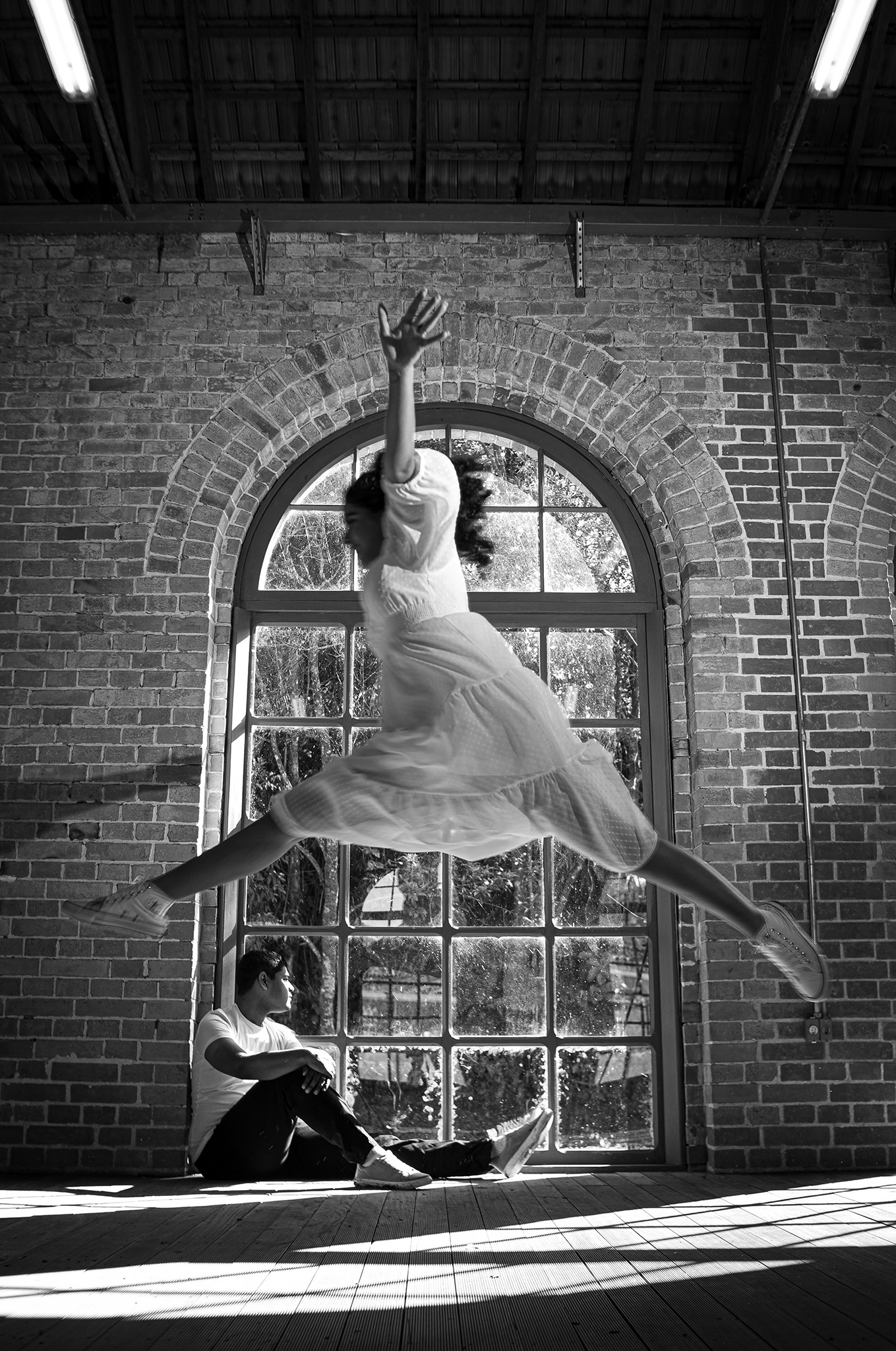 Ensaio fotográfico nas primeiras horas do dia na praia rendem ótimas fotos.