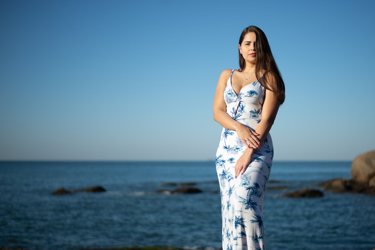 Ensaio Feminino realizado na Praia dos Sonhos, em Itanhaém, ao Nascer do Sol.