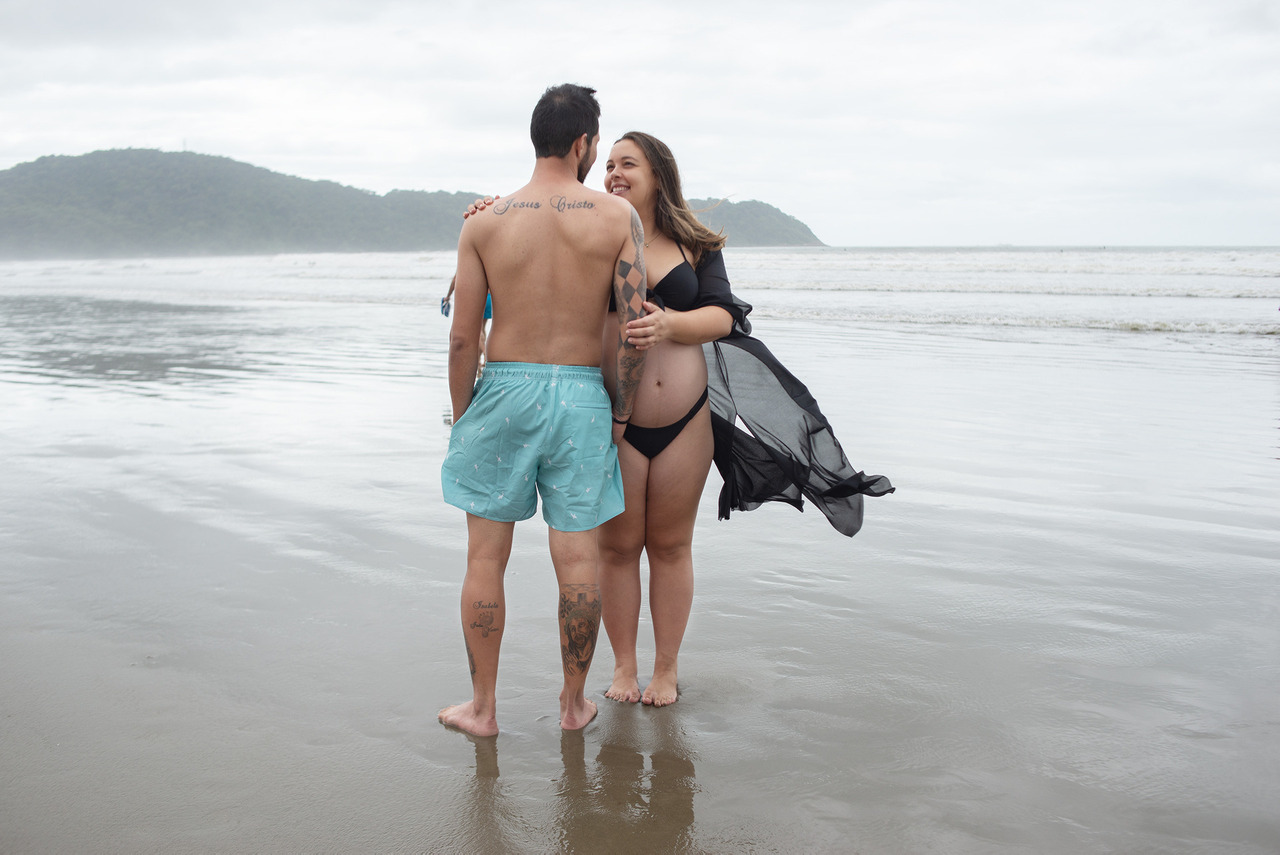 Ensaio Realizado na Praia do Canto do Forte, com a extensa orla da cidade de Praia Grande ao fundo.