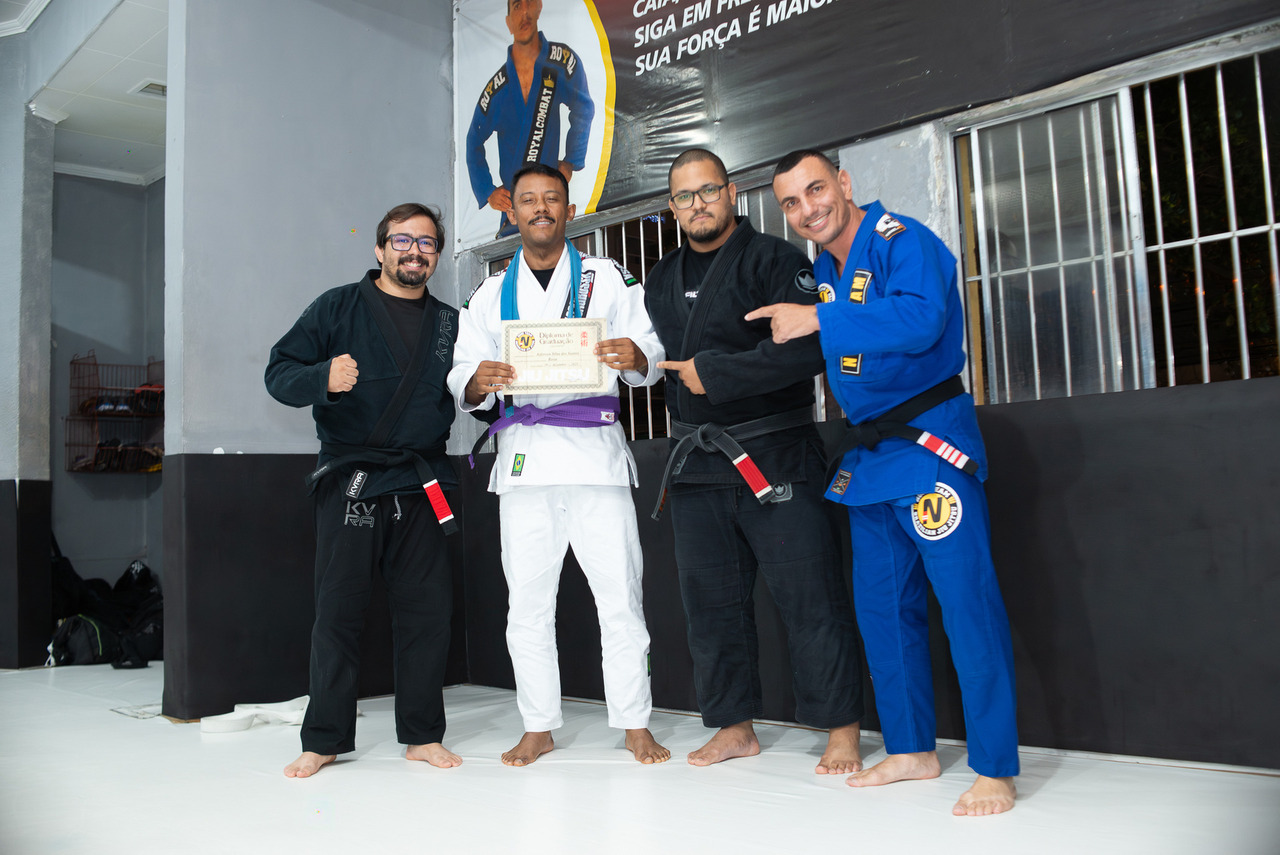 Jefferson conquista a Faixa Roxa