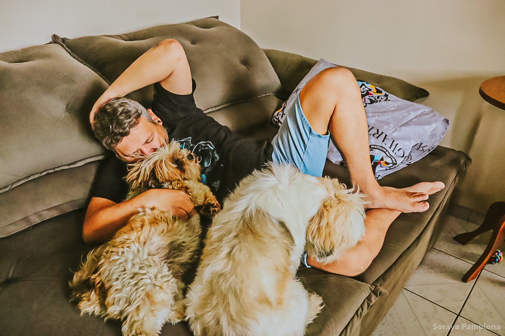 Ensaio-de-dia-das-maes-em-casa-no-rio-de-janeiro-rj