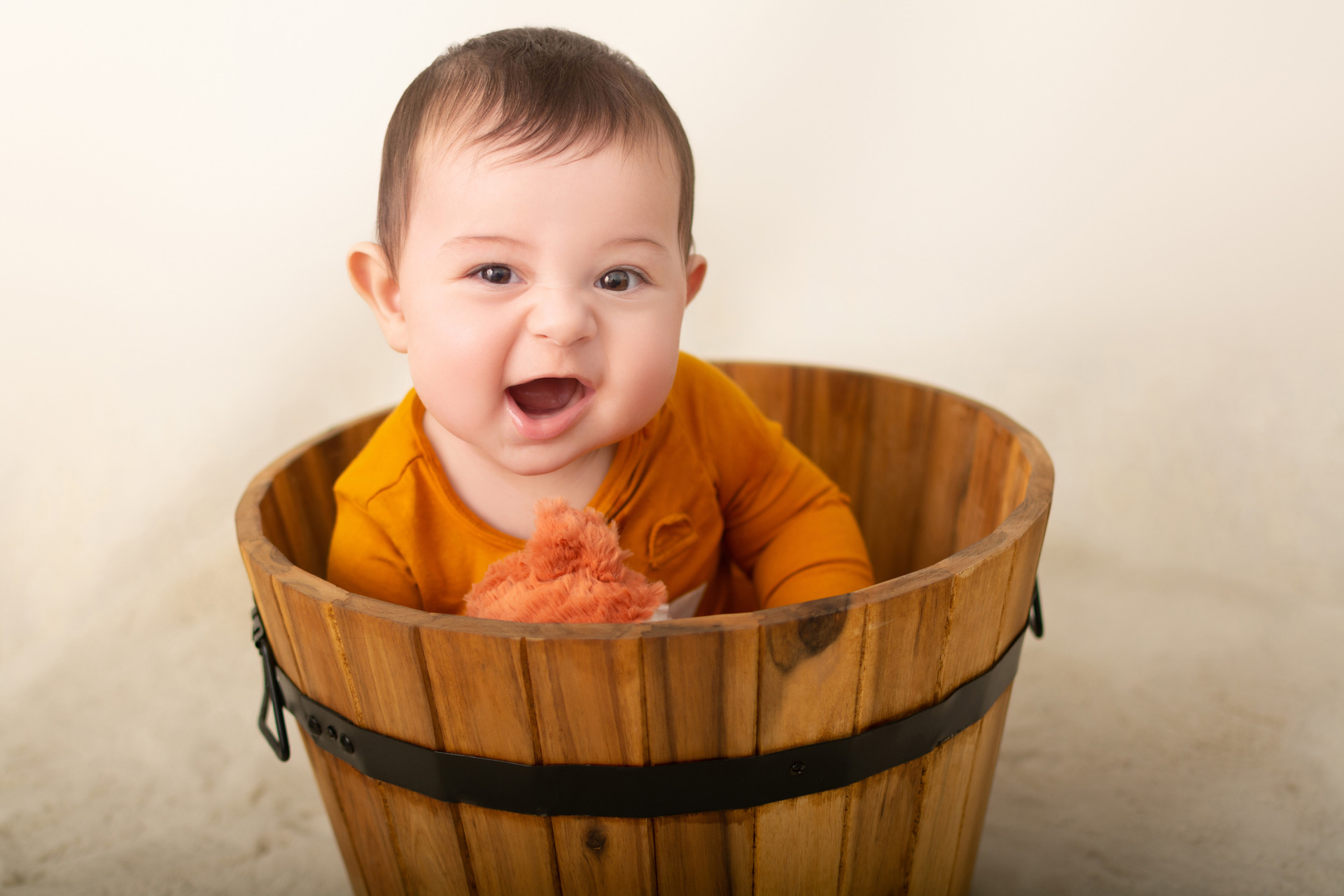 sitter baby session photoshoot