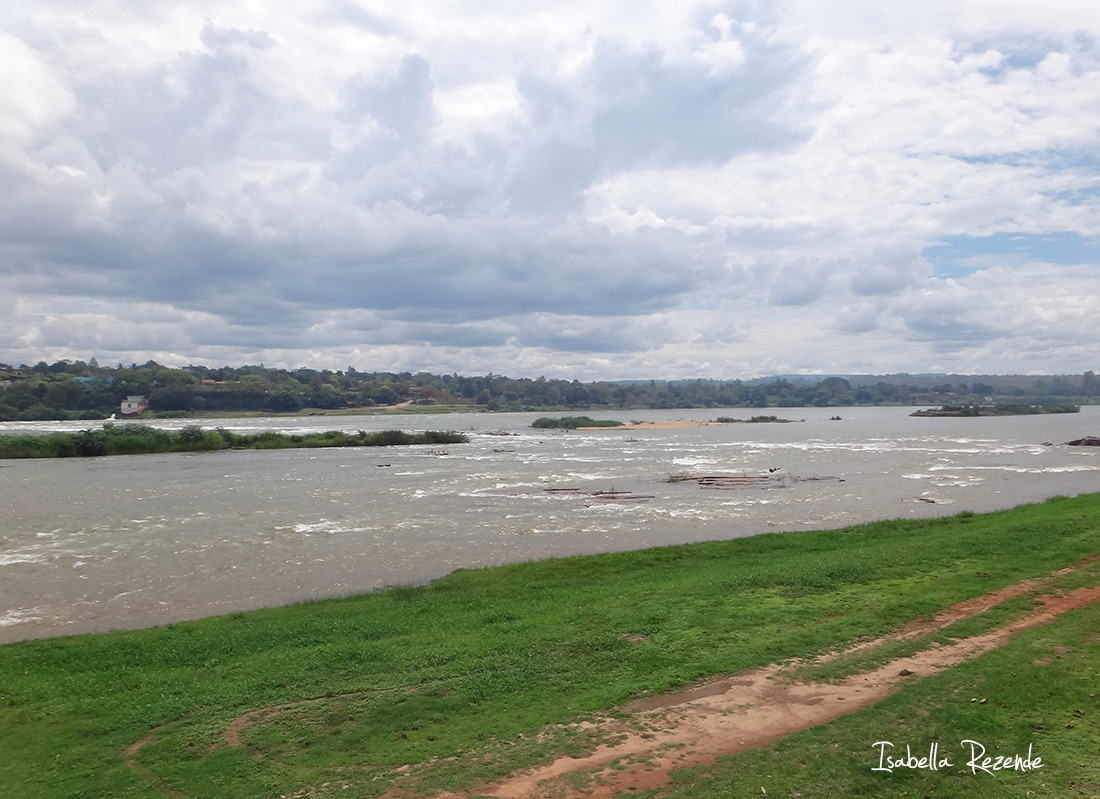 Margem do Rio São Francisco em Pirapora - MG