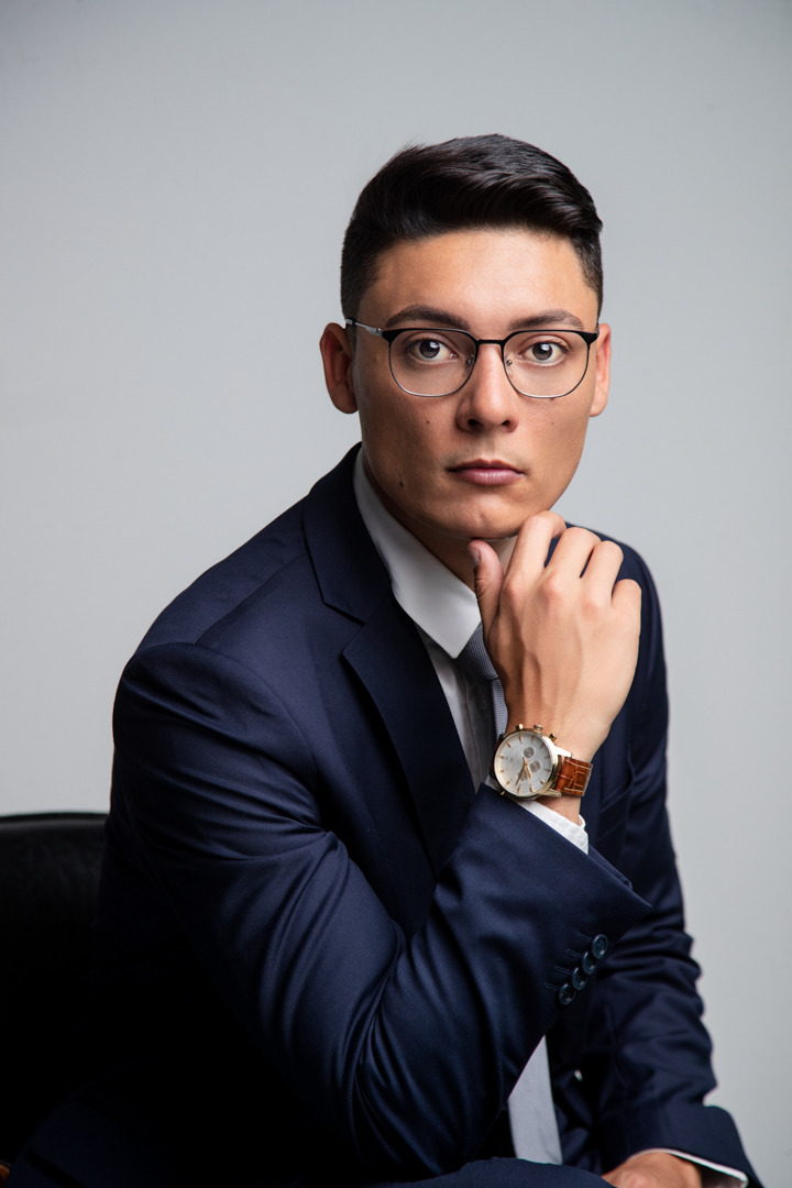 Carlos Donzelli Maganize Luiza retrato