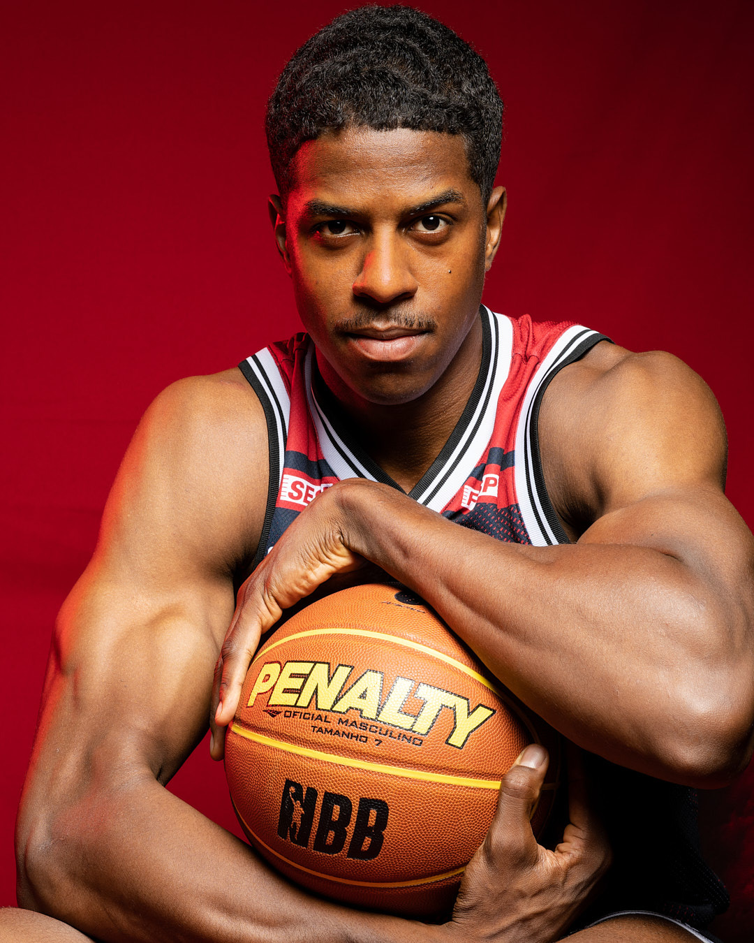 retrato georginho de paula atleta profissional de basquete