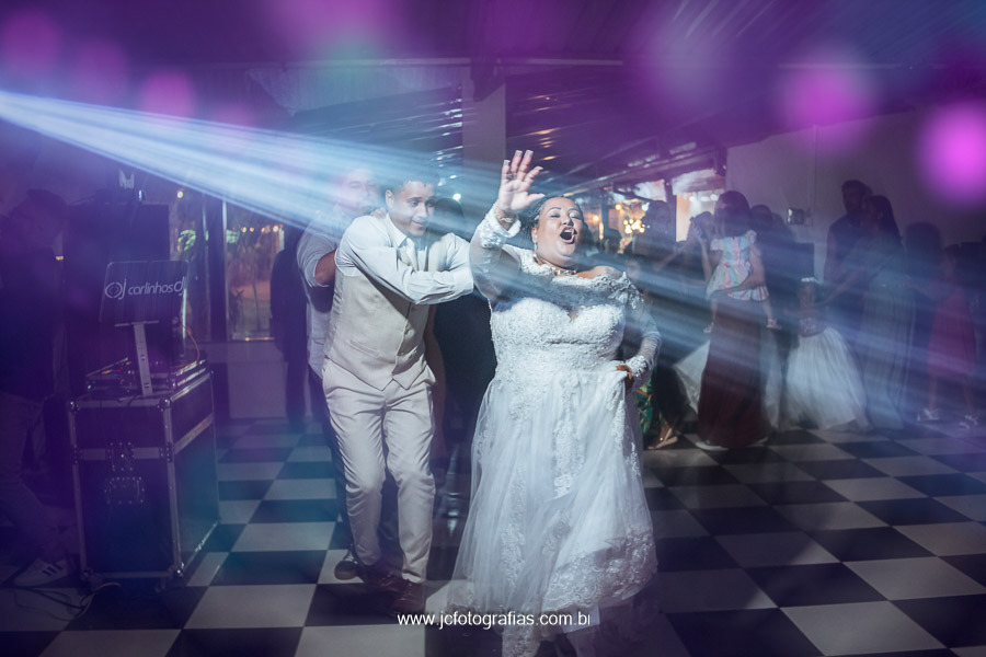 Casamento realizado no Sítio Shallon pela esquipe JC Fotografias | fotógrafo de casamento em Rio das Ostras.