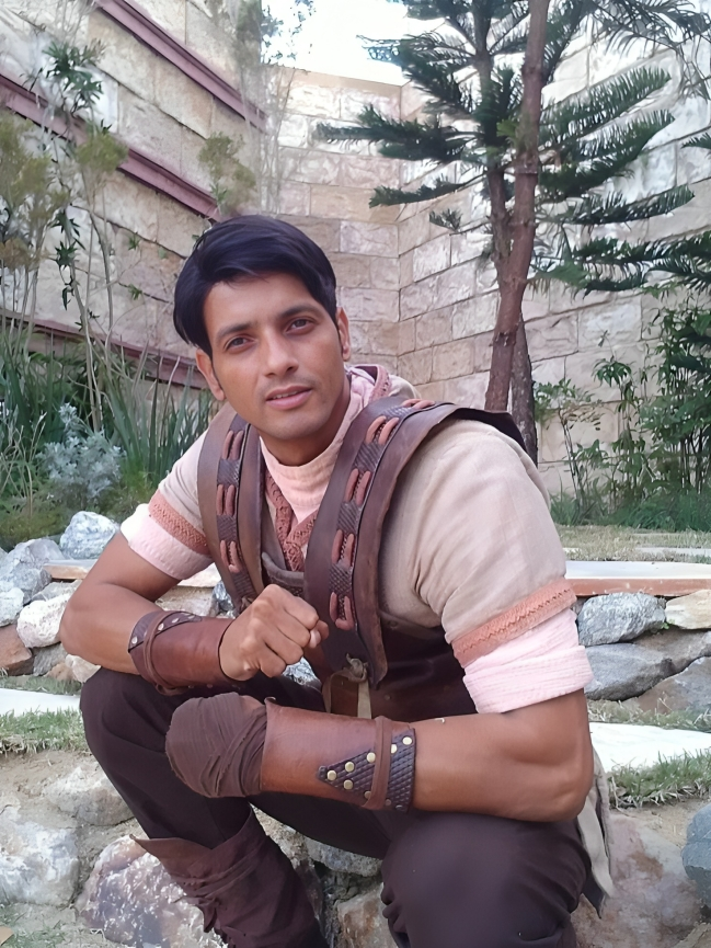 Romero Silva na novela Reis