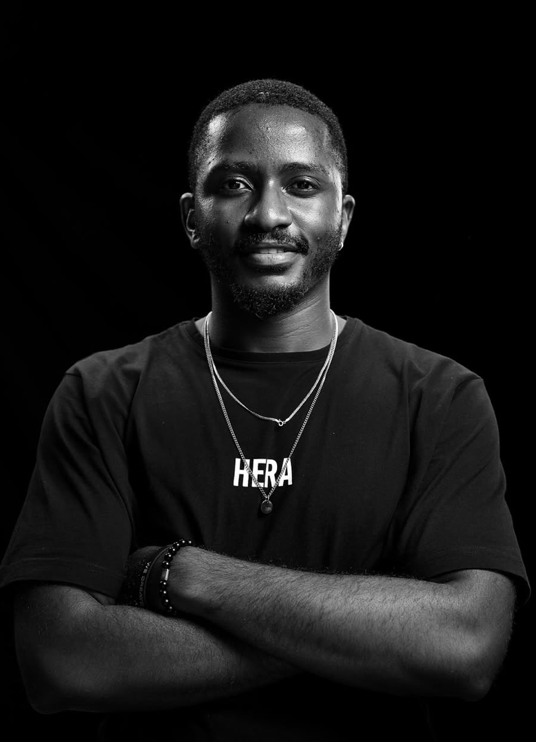 Produtor executivo | Designer gráfico: Wildácio Sequesseque